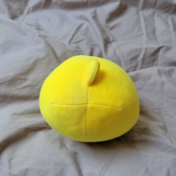 Chick plushy - Picture 2 of 2